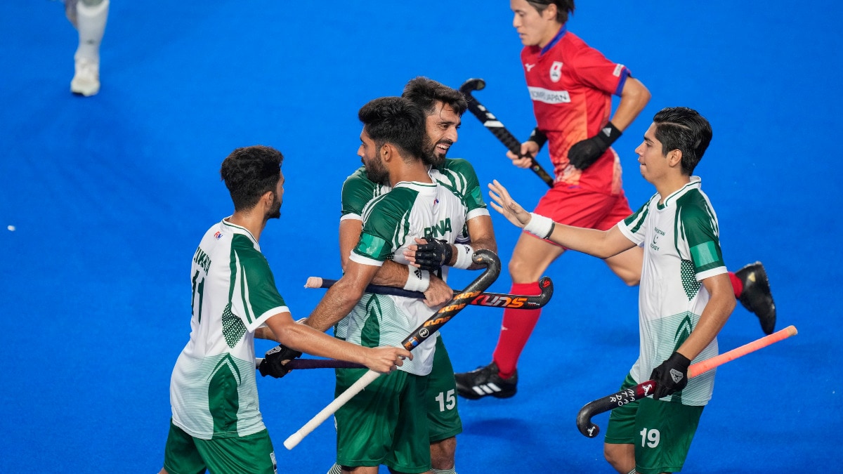 파키스탄 하키 팀은 최근의 긴장에도 불구하고 주니어 월드컵 인 남성 아시아 컵을 위해 인도로 여행을 시작했습니다.