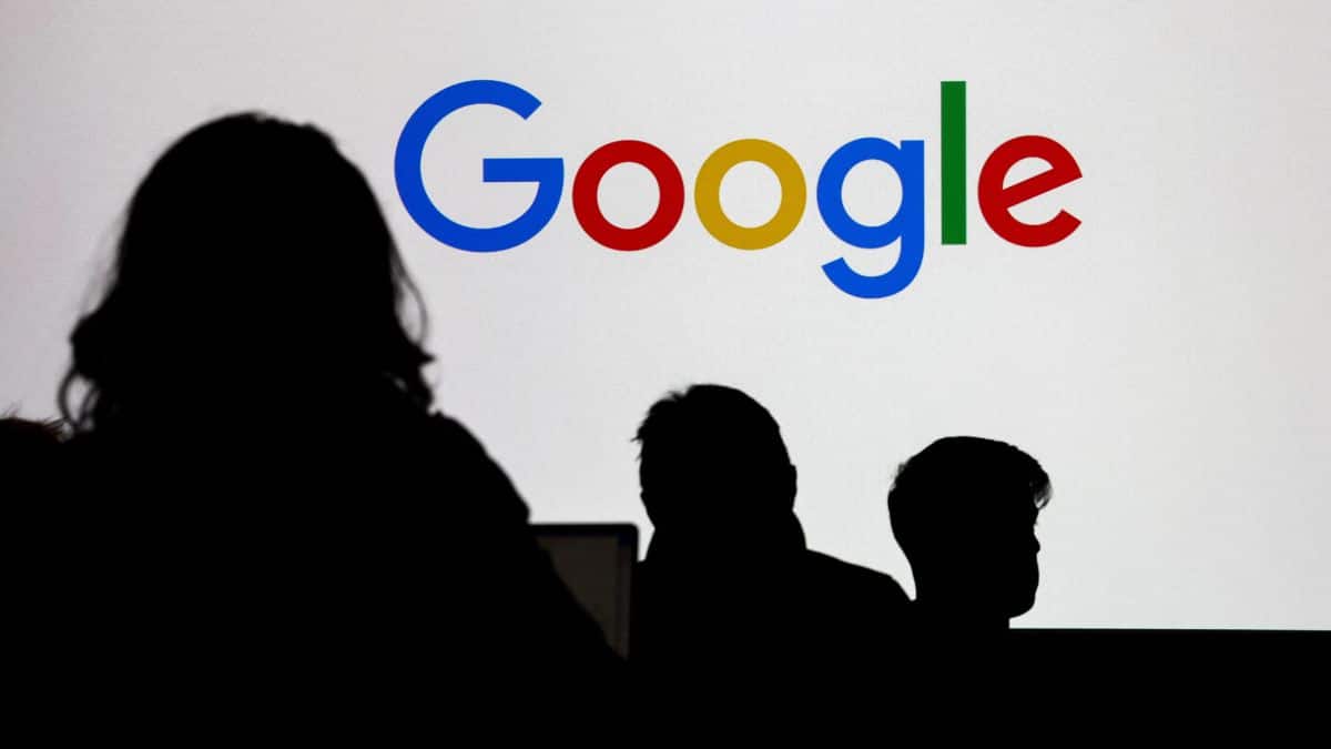 미국 법원에서 Google에 대한 새로운 도전 : AD Tech Business를 분할하려는 알파벳 싸움 소송. Google은 미국 정부 변호사가 광고 기술 사업을 해체하여 회사가 불법 독점을 보유하고 있다고 비난함에 따라 재판을 받았습니다. 출판사와 라이벌이 면밀히 지켜 본이 사건은 판사가 Google이 크롬 브라우저를 판매하도록 강요하라는 이전 입찰을 차단 한 지 몇 주 후에 발생합니다.