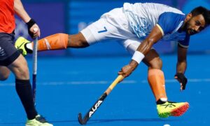 Manpreet Singh은 휴식을 취하지 않았으며 징계 문제로 인해 제외되었습니다: Report. Hockey India는 Manpreet Singh, Dilpreet Singh 및 Krishan Pathak이 생략된 FIH 남자 프로 리그를 위한 33명의 선수단을 발표했습니다. 보고서에 따르면 징계 문제가 제외 사유가 될 수 있다고 합니다.